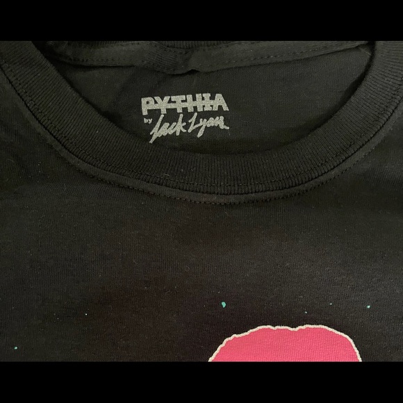 New Rare Pythia t-shirt - Picture 2 of 4